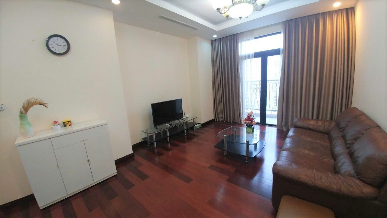 2 Bedroom Apt for rent at Royal City with new furniture