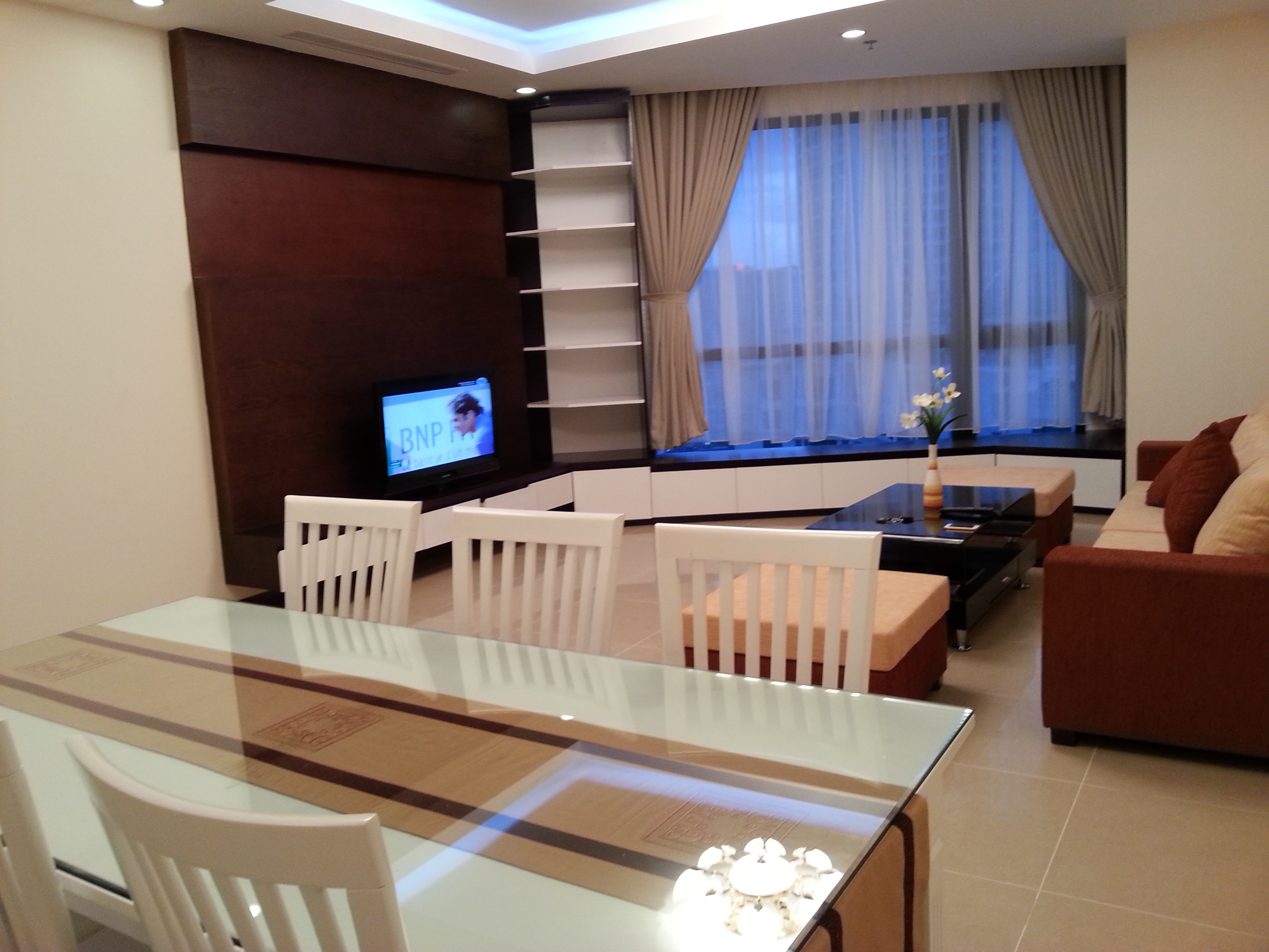 Beautiful apartment with 02 bedrooms in Vinhomes Royal City